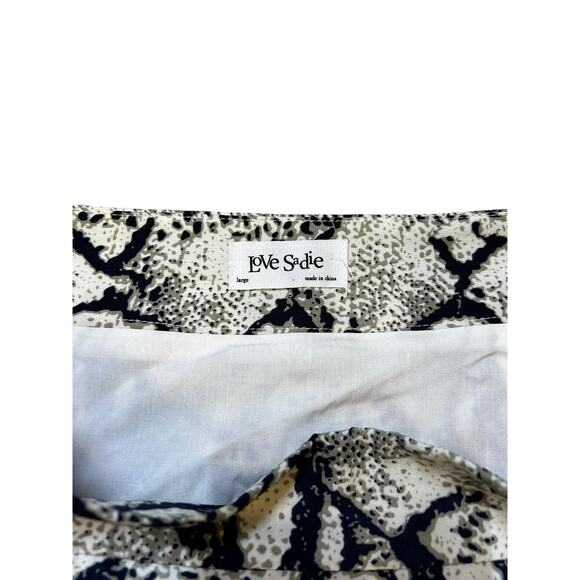 Love Sadie Snakeskin Print Mini Skirt Women’s Size Large - Picture 2 of 3